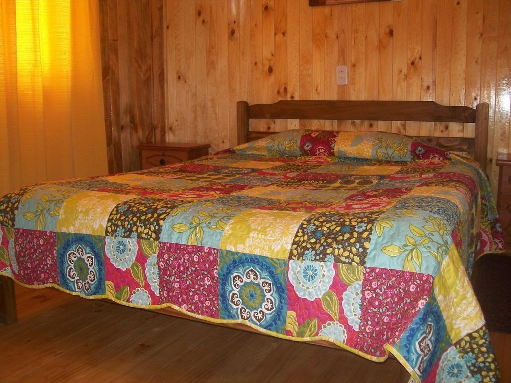 Hotel Hostal Austral Ancud Habitación foto